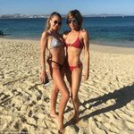 Lisa Rinna, 53, and Delilah, 18, look like sisters in snap D
