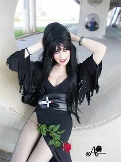 Elvira Sexy Costume 26 Elvira Cosplay Pics Sorted By Free Nu