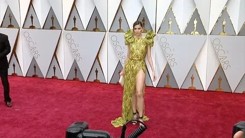 Blanca Blanco 2017 Oscars Red Carpet - YouTube