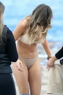 Awful Cases Of Celebrity Camel Toe You Cannot Unsee