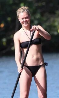 julia stiles in a bikini xPornxpic