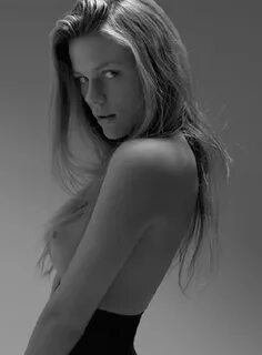 gallery_enlarged-brooklyn-decker-topless-boobs-01 " EvilStar