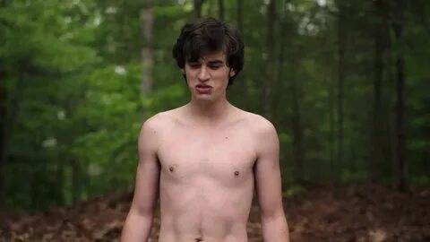 ausCAPS: Joey Bragg nude in Father Of The Year