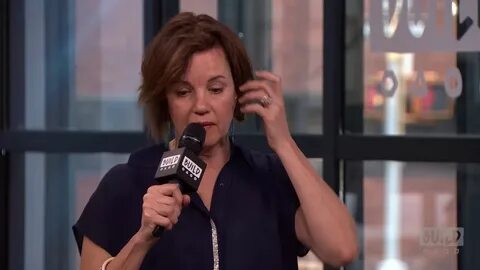 Margaret Colin On "Veep" & "Shades of Blue" - YouTube