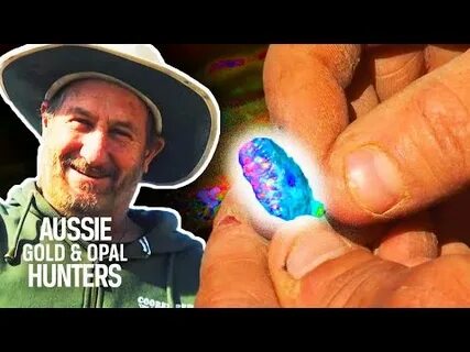 The Blacklighters Find $25,000 Of Opal In Dugout That Cost $