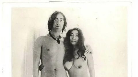 Fotografie nahého Johna Lennona a Yoko Ono, pozrite si ich