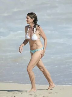 Cindy Crawford in Bikini -09 GotCeleb