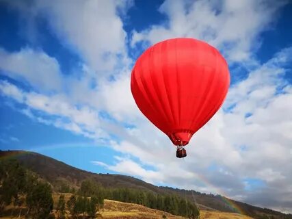 Hot Air Balloon Owns The Entire Sacred Valley From The Air -
