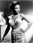 The Most Sensational Hourglass Bodies of All Time: Raquel We
