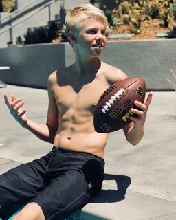 Picture of Carson Lueders in General Pictures - carson-luede