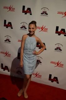 File:Maddie Ziegler May 2015.jpg - Wikimedia Commons