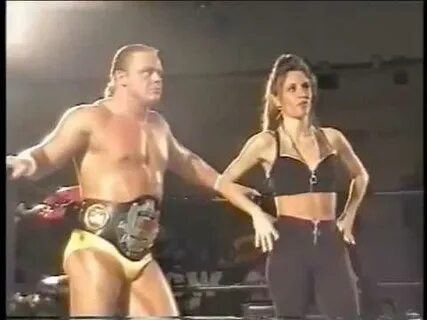 ECW Tommy Dreamer w/ Beulah McGillicutty vs Shane Douglas w/