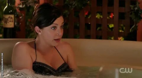 Rachel Bloom Nude The Fappening - Page 2 - FappeningGram