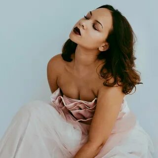 Jasmine Cephas Jones Nude Sexy Photos - RealPornClip.Com