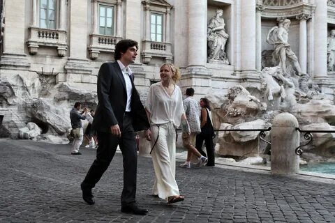 To Rome with Love (2012) - Alison Pill as Hayley - IMDb