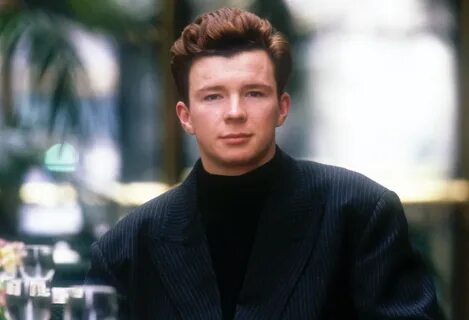 Rick Astley reflects on 'bizarre' Macy’s Thanksgiving Day Pa