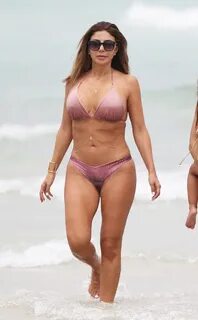 Larsa Pippen Looks Gorgeous In White Bikini By Pool - Pic - 