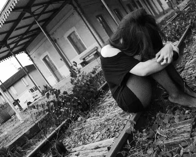 Скачать обои sadness, grey sky, train station, black&whi
