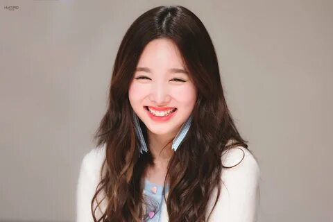 하트립 on Twitter: "170325 서든 미소도 눈빛도 영영 아름다워라 #나연 #Nayeon #트와이