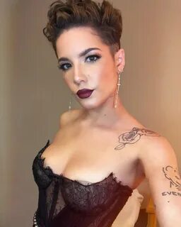 Halsey boob