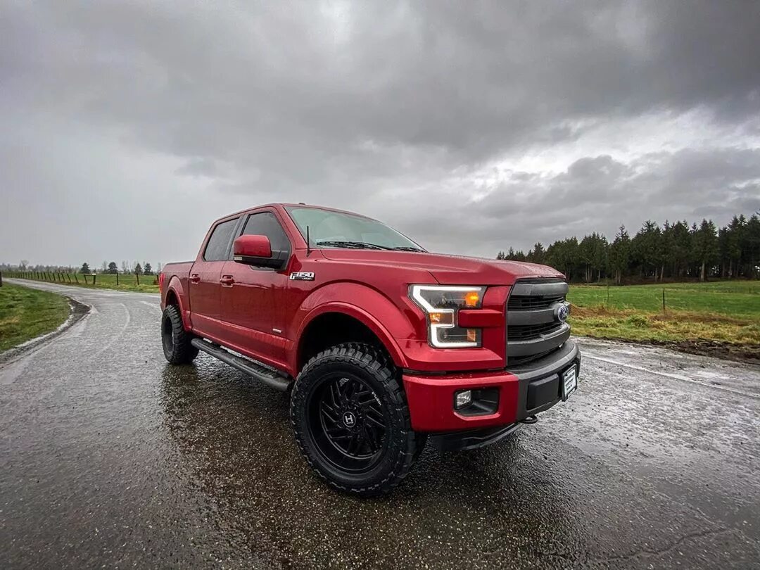 2015 Ford F-150 EcoBoost with only 15k Miles! 👀 Leveled on 20” Hostiles, 3...