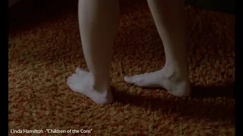 Linda Hamilton's Feet wikiFeet