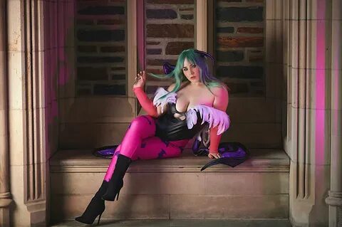 Morrigan from Darkstalkers Cosplay