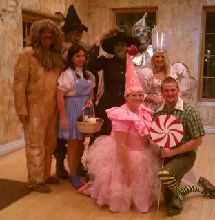 Wizard of Oz Halloween costumes Group halloween costumes, Ha