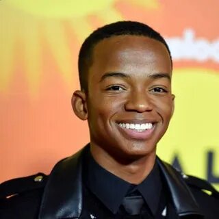 Coy Stewart's Bio - affair, married, net worth, girlfriend