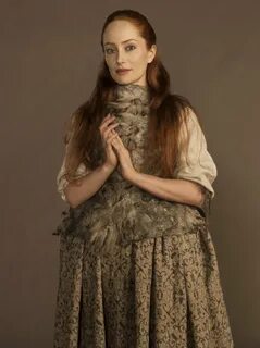 Outlander S1 Lotte Verbeek as "Geillis Duncan/Gillian Edgars