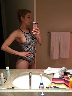 Iliza Shlesinger TheFappening Leaked (Over hot 200 photos!) 