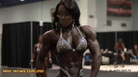 2019 Women's Physique Olympia Shanique Grant Pumping Up At P