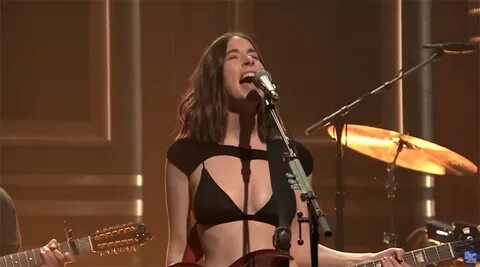 Watch HAIM Perform "The Steps" and Do a Sketch About Instagr