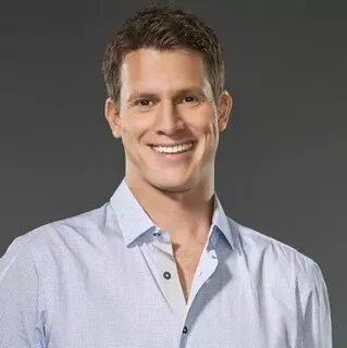 Comedy Central gives Tosh.0 a four-season renewal, signs Dan