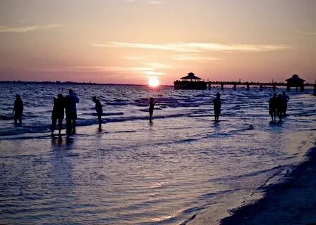 10 Best Beaches In (And Near) Fort Myers, Florida