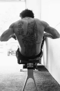 Joe Rodon Tattoos / Celebrities Using Testosterone Replaceme