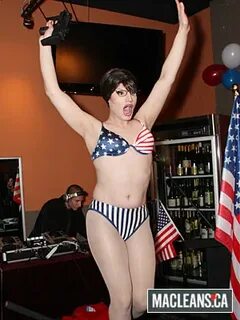 Jack Layton, Olivia Chow and "Sarah Palin" in a bikini - Mac