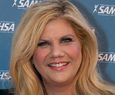 Did Kristen Johnston Go Under the Knife? Body Measurements a
