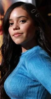 Is she looking fabulous or what? Jenna ortega, Disney actres