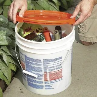 15 Brilliant 5 Gallon Bucket Hacks for Your Home Garden tool