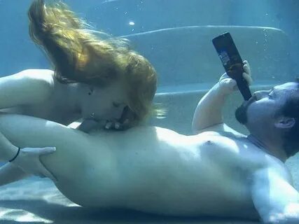 Underwater Tori Nude - 54 photos