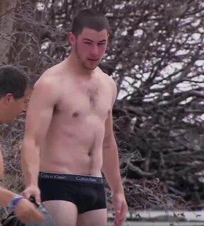 SomeHotMen בטוויטר: "It may have been cold but Nick Jonas lo