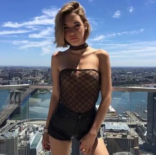 Sarah Snyder ส า ว อ เ ม ร ก น ค น ง า ม! Dek-D.com