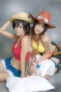 Female Ace and Luffy Cosplay 💀 Anime Amino