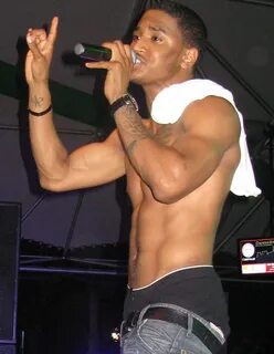 Trey Songz - Male Celeb Bio