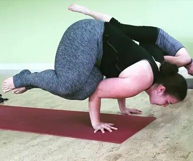 5 Beginner Yoga Poses for Plus Size Women - 5 Beginner Yoga 