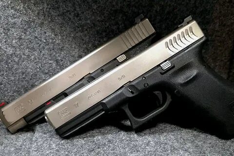 Glock 34 Vs 17 - Similarities and Differences