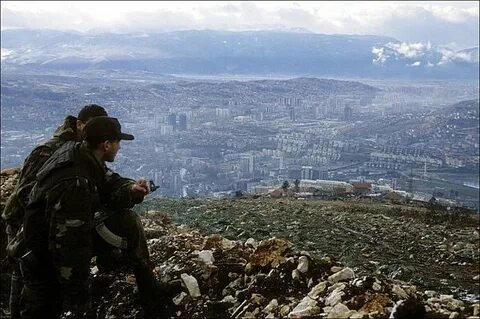 Tužno sjećanje: Prije točno 20 godina na Sarajevo je palo na