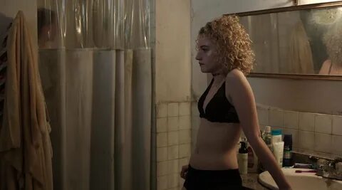 Sexy Blonde Julia Garner Displaying Her Enviable Physique in