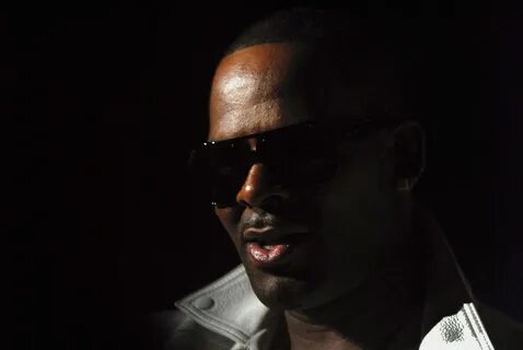 Federal Authorities Are Weighing Charges Against R. Kelly Th